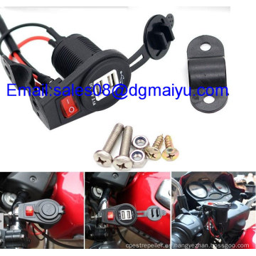 12-24V 2.1A / 1A Enchufe de carga USB dual impermeable para motocicleta con interruptor para teléfono móvil MP3 GPS Cargador de motocicleta para automóvil